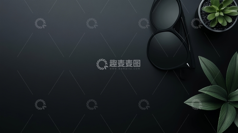 高清大图下载【趣麦麦图】黑色背景上的眼镜与绿植