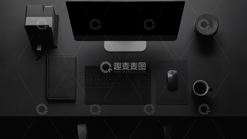 高清大图下载【趣麦麦图】简约黑色办公桌面布局