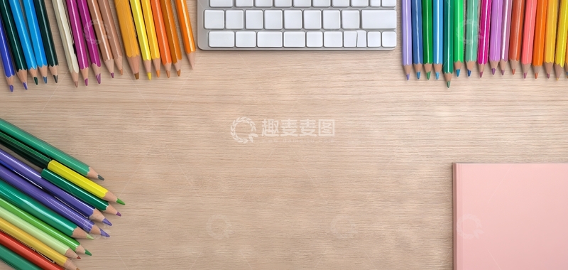高清大图下载【趣麦麦图】彩色铅笔与键盘的桌面布局