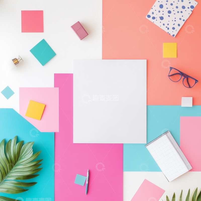 高清大图下载【趣麦麦图】彩色背景上的办公文具与空白纸张