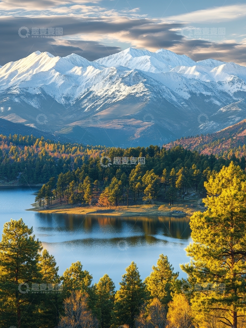 高清大图下载【趣麦麦图】雪山湖泊与森林的宁静美景