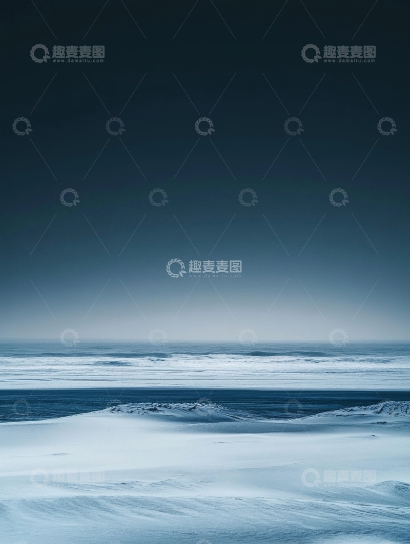 高清大图下载【趣麦麦图】雪地与海洋的宁静交汇