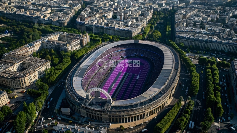 高清大图下载【趣麦麦图】体育场鸟瞰图，紫色场地中央