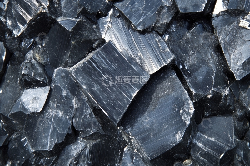 高清大图下载【趣麦麦图】黑色晶体堆积的特写