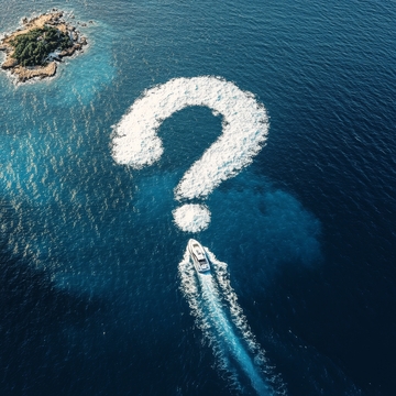 快艇在海面划出问号轨迹