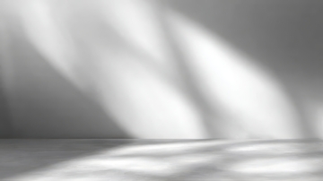 光影交错的室内墙面与地面