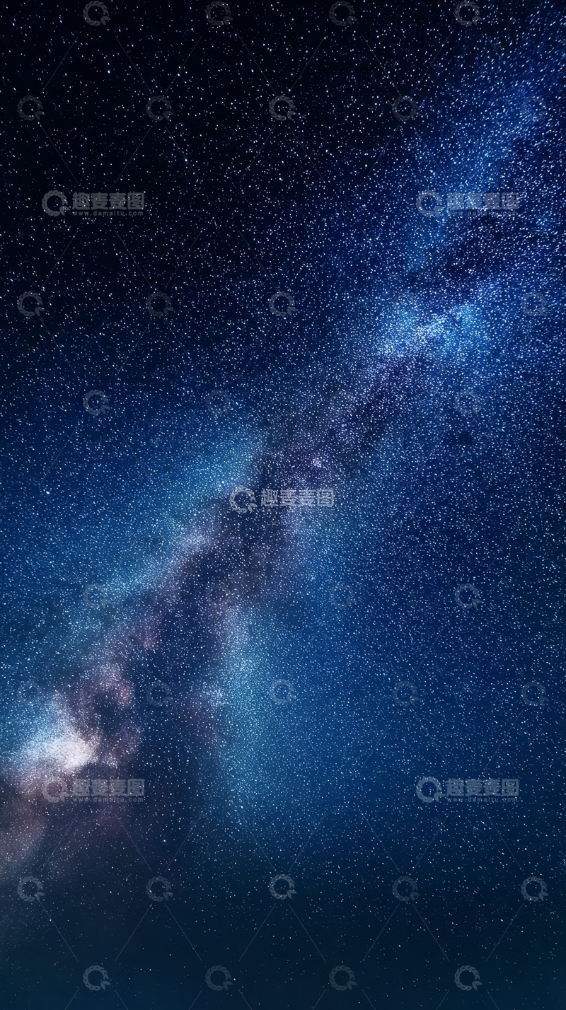 高清大图下载【趣麦麦图】璀璨星空下的银河轨迹