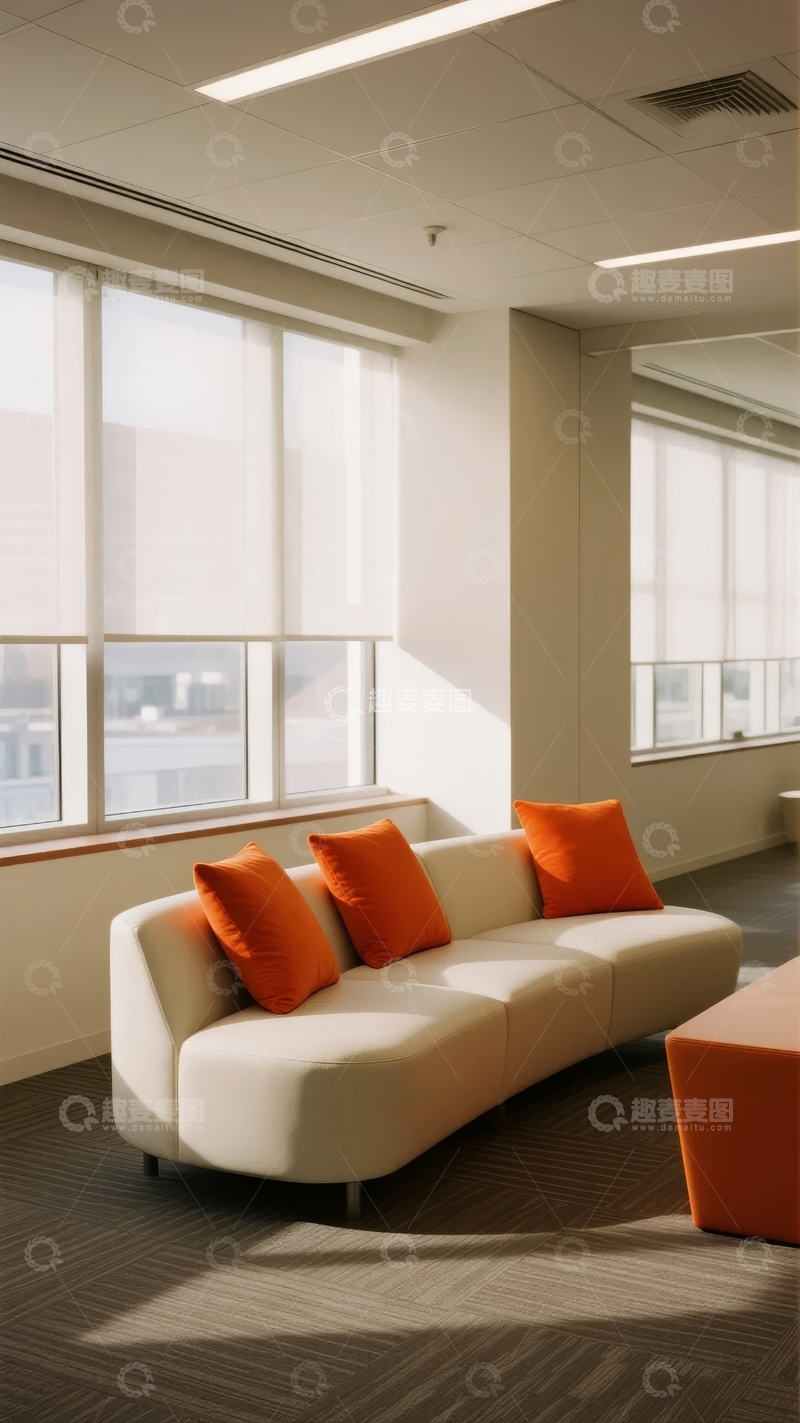 高清大图下载【趣麦麦图】现代办公室休息区沙发与窗户