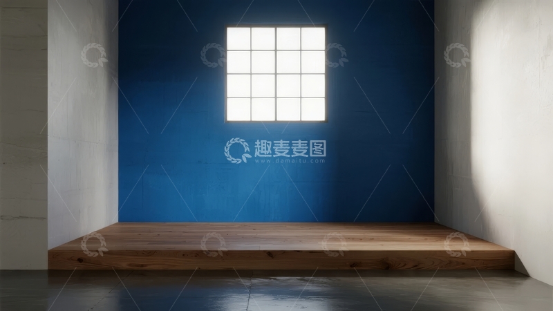 高清大图下载【趣麦麦图】蓝色墙壁上的方形窗户和木质平台