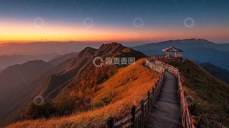 高清大图下载【趣麦麦图】山顶木栈道日出景色