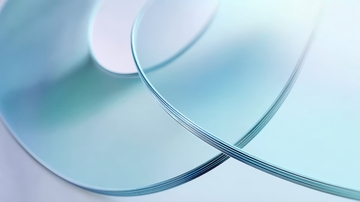 透明玻璃表面的曲线光影