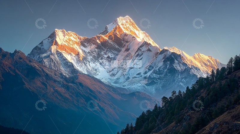 高清大图下载【趣麦麦图】雪山在晨光中闪耀