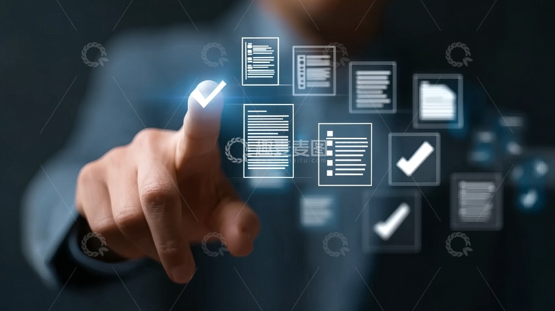 高清大图下载【趣麦麦图】商务人士触碰虚拟文档图标展示数字化办公场景
