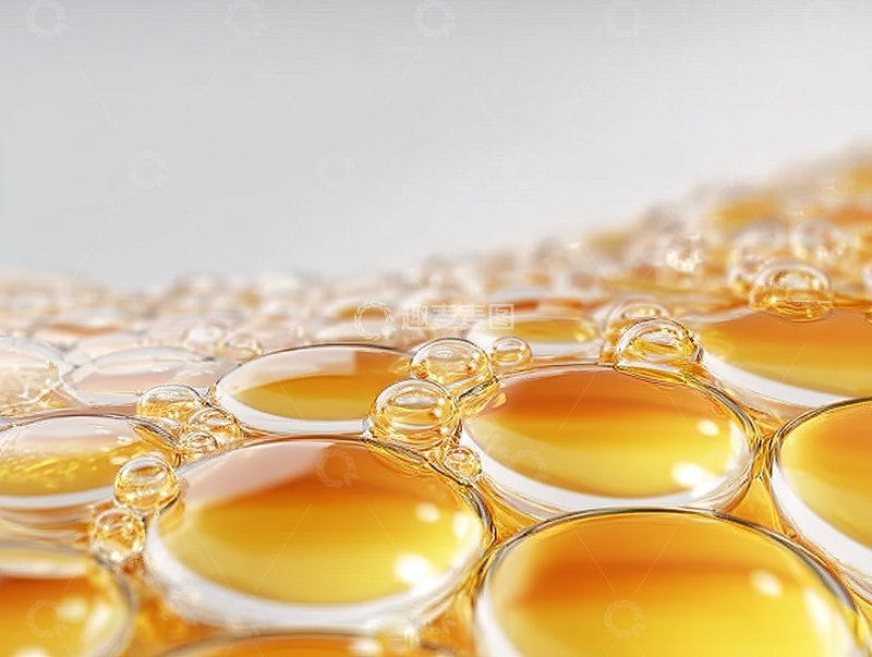 高清大图下载【趣麦麦图】金黄色液体气泡特写展现光泽与流动感