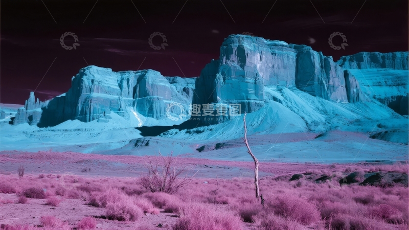 高清大图下载【趣麦麦图】夜幕下色彩斑斓的荒漠岩石景观