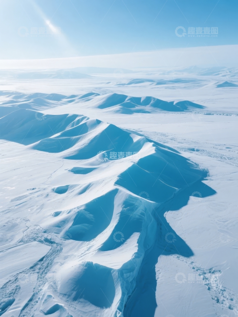 高清大图下载【趣麦麦图】极地冰川地貌航拍图阳光照射雪峰