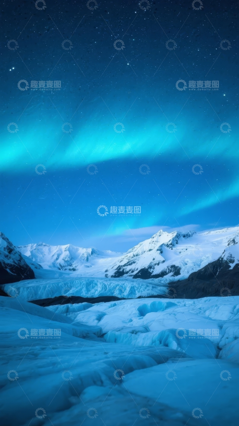 高清大图下载【趣麦麦图】星空下冰雪覆盖的山脉与冰川景观