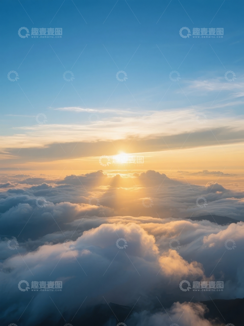 高清大图下载【趣麦麦图】日出时分高空俯瞰云海与山脉壮丽景象