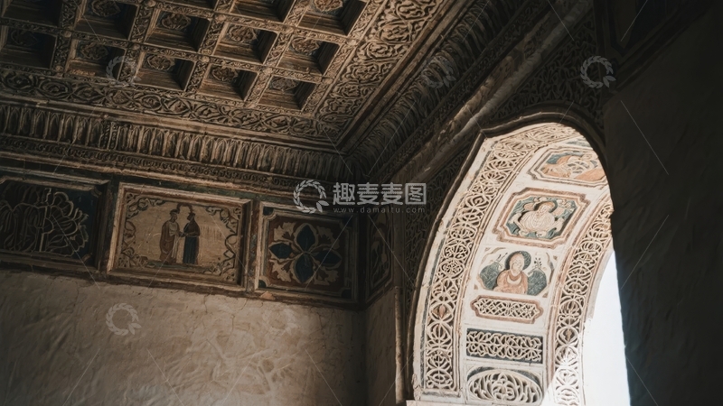 高清大图下载【趣麦麦图】古建筑内部精美雕刻天花板与壁画细节