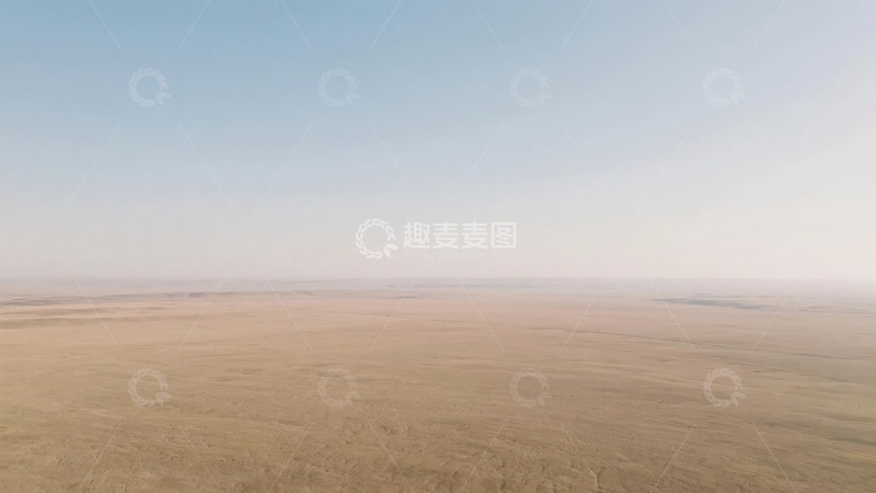 高清大图下载【趣麦麦图】广阔无垠的沙漠景观天空清澈平静
