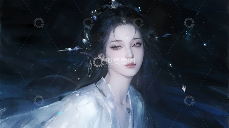 神秘女子身着白色古装在幽暗环境中
