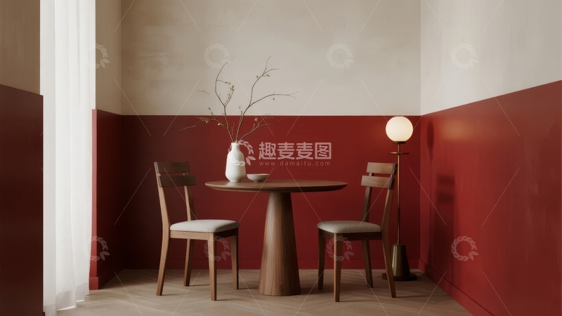 高清大图下载【趣麦麦图】-简约风格室内一角摆放着圆形木桌和两把椅子