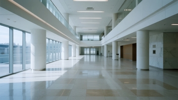 现代办公楼宽敞明亮的走廊