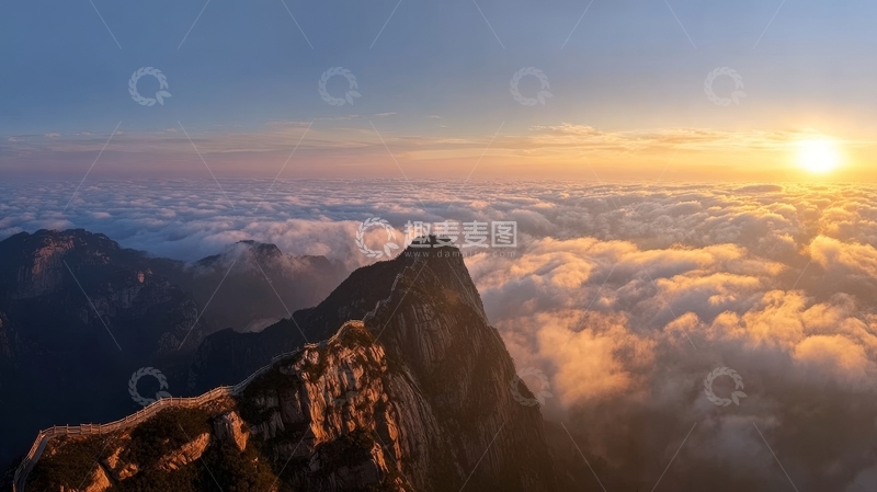 高清大图下载【趣麦麦图】日出时分山顶俯瞰云海壮丽景象
