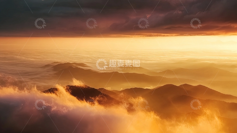 高清大图下载【趣麦麦图】日出时分山脉与云海的壮丽景象