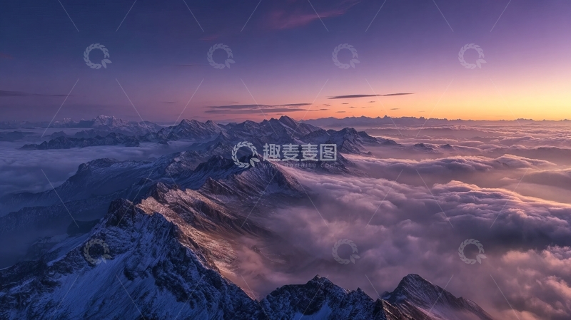 高清大图下载【趣麦麦图】雪山之巅云海缭绕壮丽日出景象