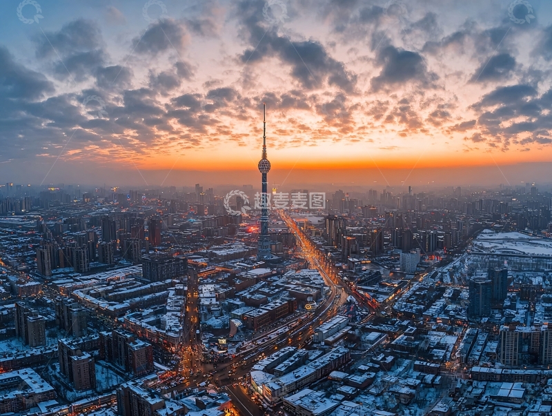 高清大图下载【趣麦麦图】城市冬日黄昏天际线高楼与雪景