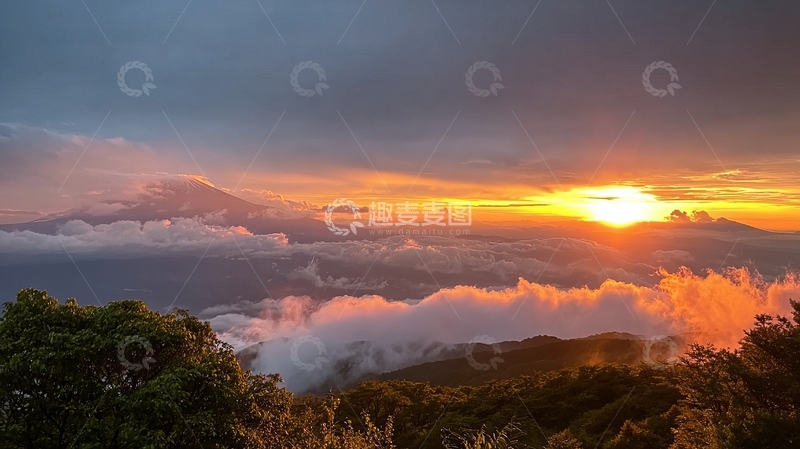 高清大图下载【趣麦麦图】日出时分云海之上山峦叠嶂