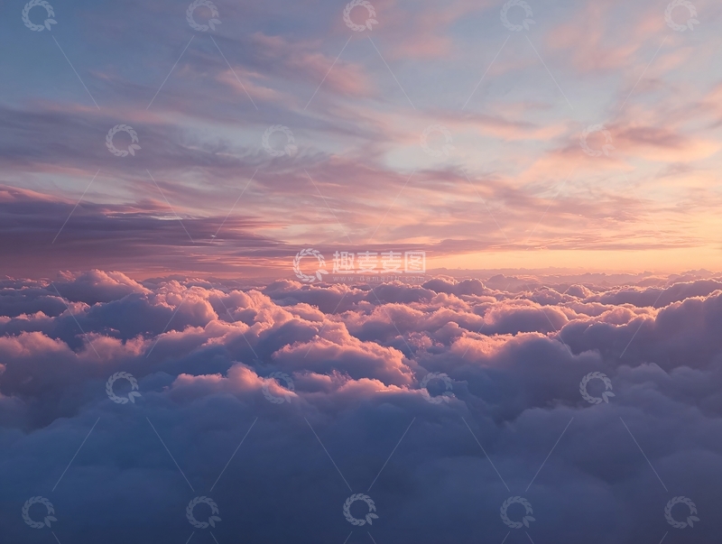 高清大图下载【趣麦麦图】高空俯瞰云海日落时分的壮丽景象