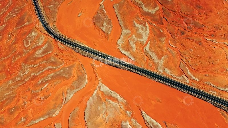 高清大图下载【趣麦麦图】高空俯瞰橙色地貌与蜿蜒公路