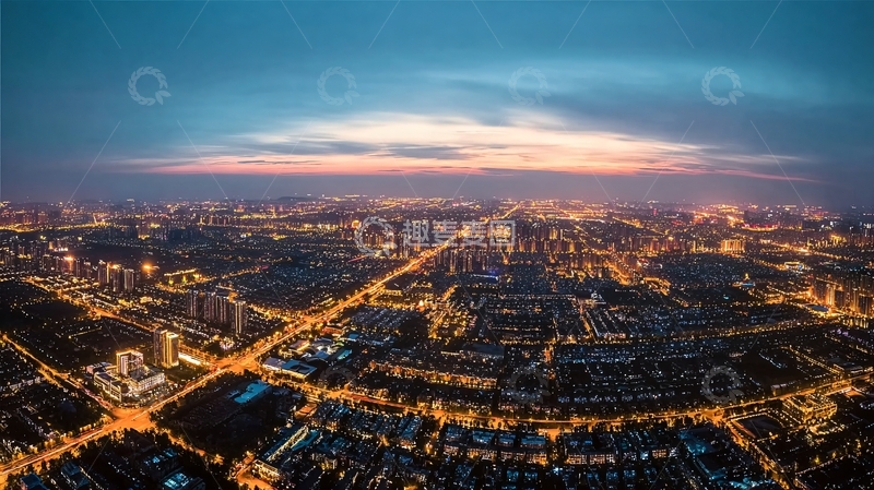 城市夜景航拍灯火辉煌街道纵横交错