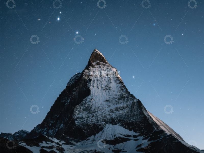 高清大图下载【趣麦麦图】夜空下的雄伟山峰