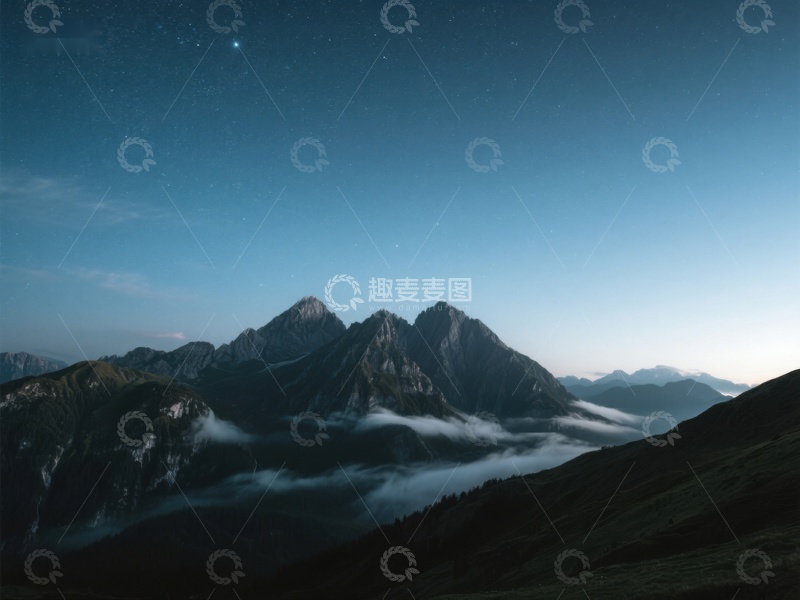 高清大图下载【趣麦麦图】夜幕下的山峦与云海