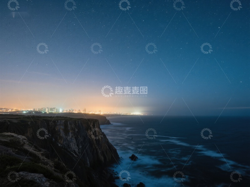 高清大图下载【趣麦麦图】夜幕下的悬崖与海景