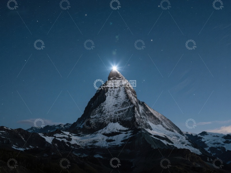 高清大图下载【趣麦麦图】夜空下的雪山之巅
