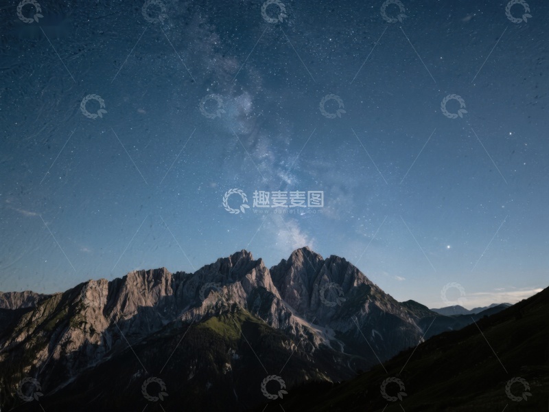 高清大图下载【趣麦麦图】夜空下的巍峨山峰