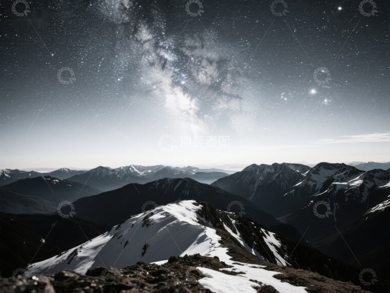 高清大图下载【趣麦麦图】雪山夜景与银河