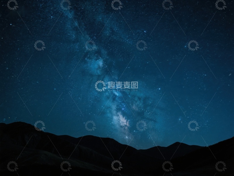 高清大图下载【趣麦麦图】夜空银河与山峦剪影