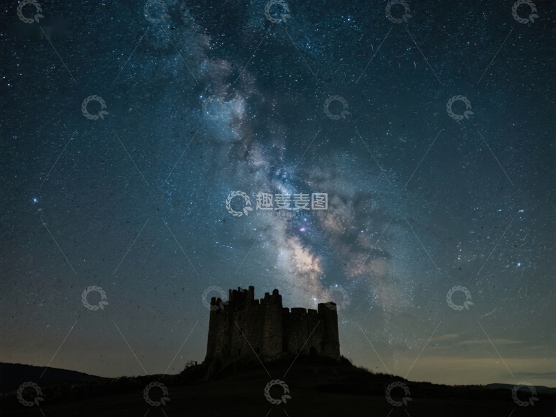高清大图下载【趣麦麦图】星空下的古老城堡