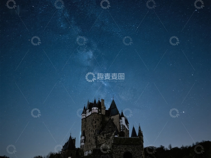 高清大图下载【趣麦麦图】星空下的古老城堡