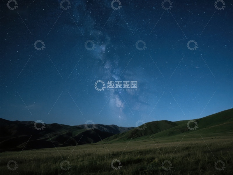 高清大图下载【趣麦麦图】夜空下的草原与银河