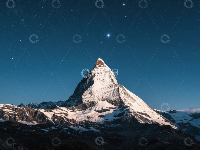高清大图下载【趣麦麦图】夜空下的雪山峰