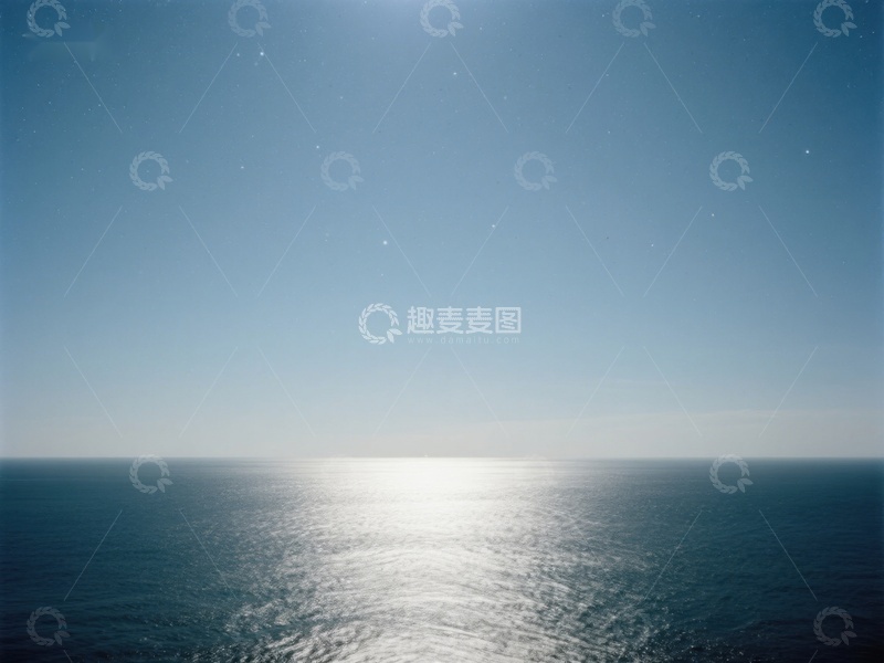 高清大图下载【趣麦麦图】宁静海面与星光点缀的夜空