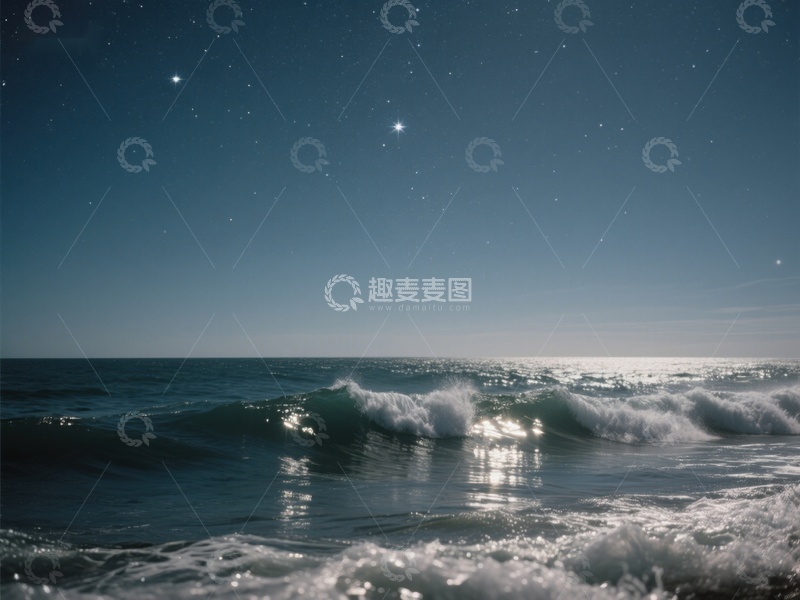 高清大图下载【趣麦麦图】夜空下的海浪轻拍海岸