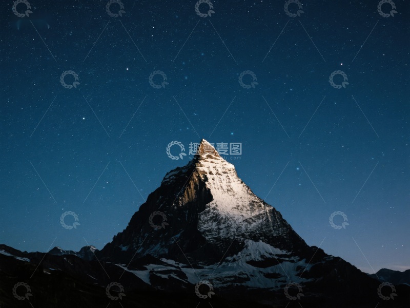 高清大图下载【趣麦麦图】夜空下的雪山峰