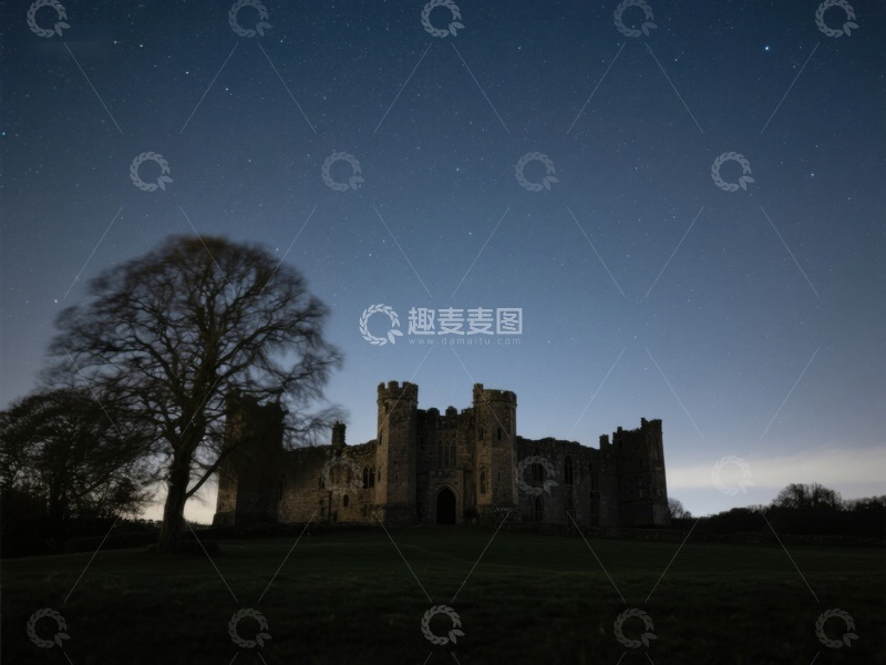 高清大图下载【趣麦麦图】夜幕下的古老城堡